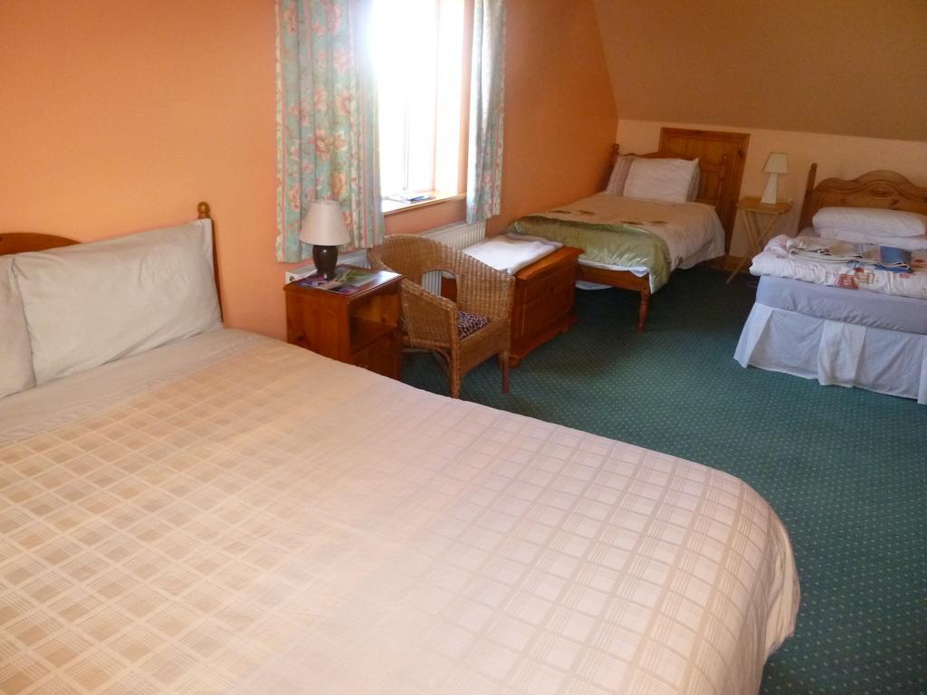 Ferryview B&B V23 X577 Cahersiveen Kamer foto