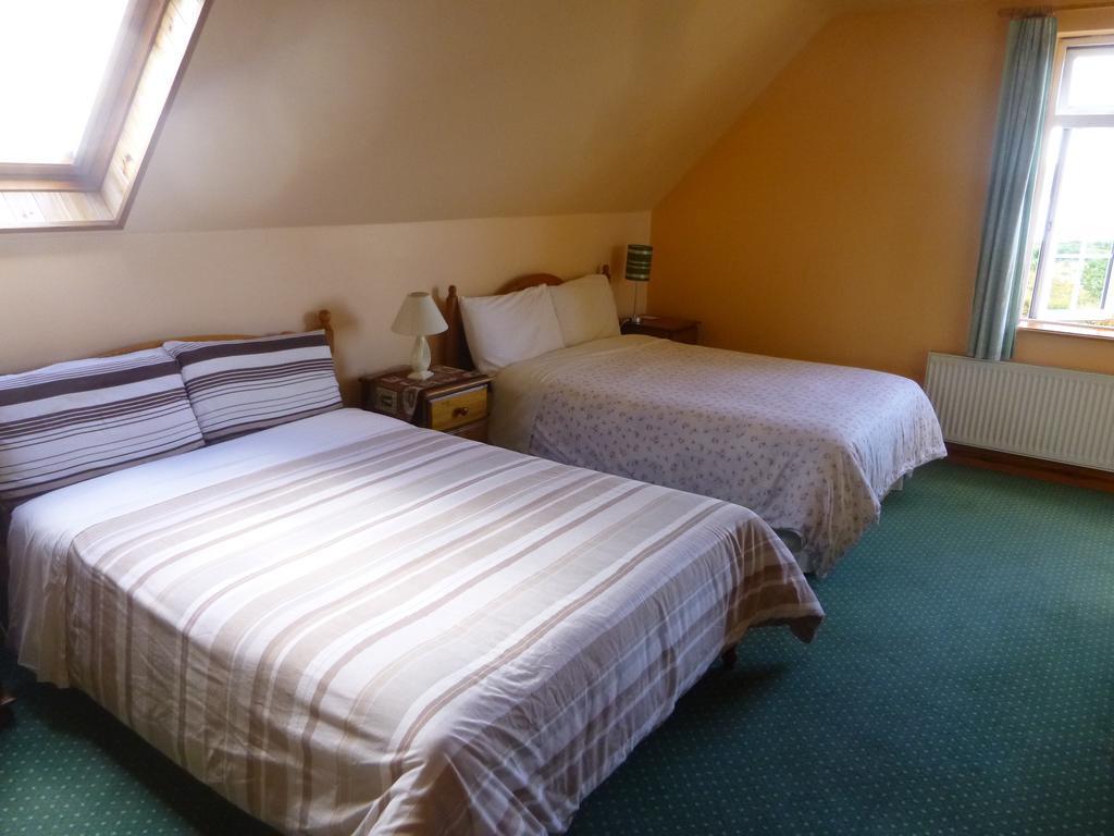 Ferryview B&B V23 X577 Cahersiveen Kamer foto